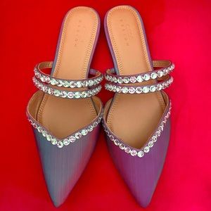 NEVER BEEN WORN gem embellished iridescent flat shoe US 9/UK 7